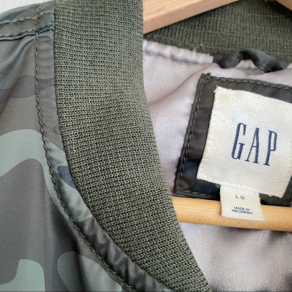 Gap Bomber Jacket Camo Green Nylon Size Large - Picture 10 of 11
